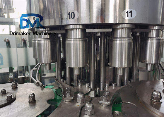 PLC เครื่องบรรจุน้ำอัตโนมัติ 1,000 - 6,000BPH ความจุแรงดันไฟฟ้า 220V / 380V